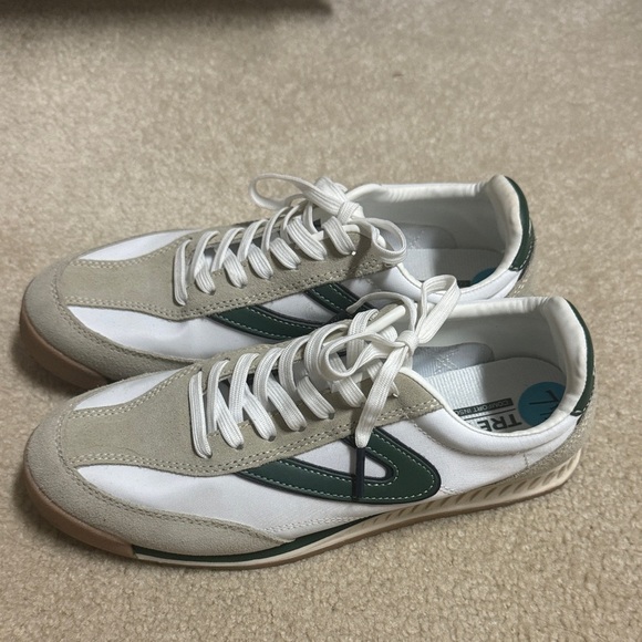 Tretorn White and Green Sneakers 7 1/2 worn once - Picture 1 of 7